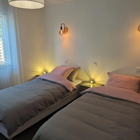 Ferienhaus Maison Avec Piscine Interieure, Terrasse Et Wi-fi Gratuit A Curel - Fr-1-611-92 Curel (Haute-Marne)