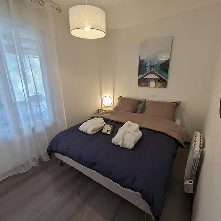 Maison Avec Piscine Interieure, Terrasse Et Wi-fi Gratuit A Curel - Fr-1-611-92 Ferienhaus